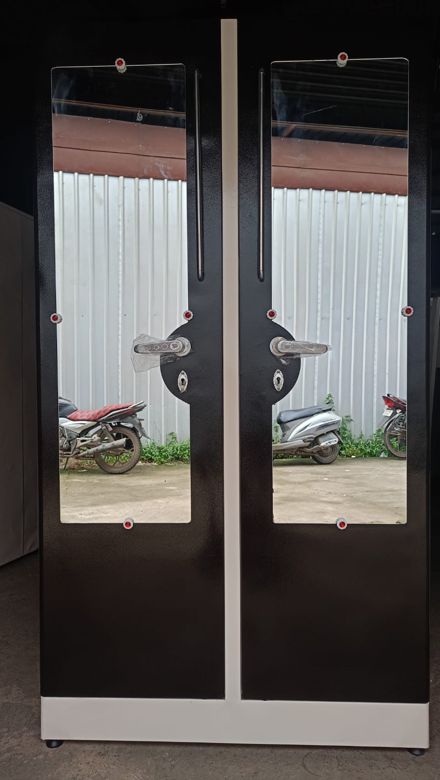Alternative view of Premium Mild Steel Double Door Almirah